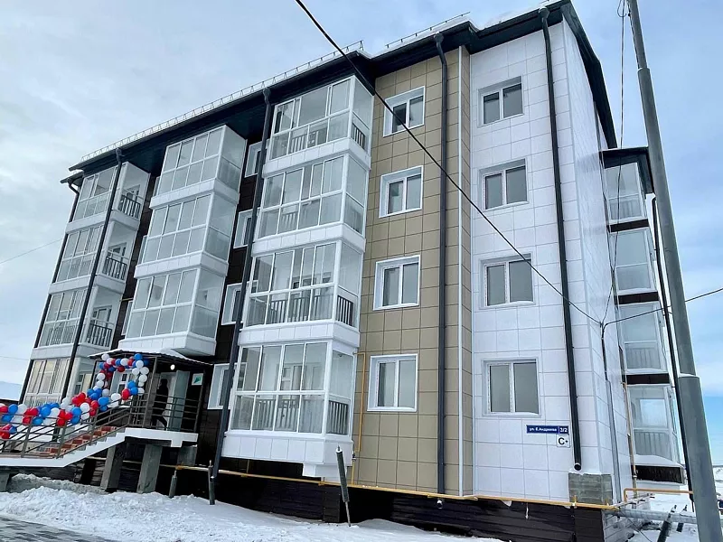 Жители якутского села Октемцы получили новое жилье взамен аварийного