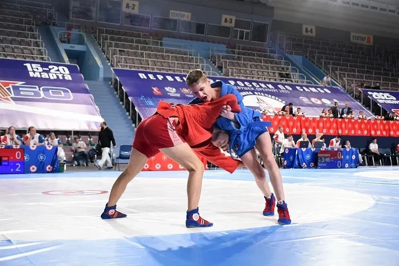 В&nbsp;Оренбурге стартовало первенство России по&nbsp;самбо