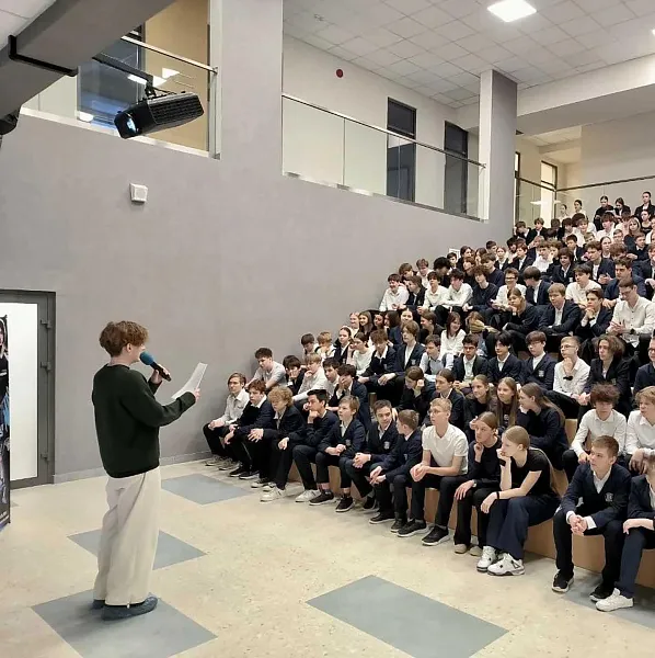 В&nbsp;омском лицее &laquo;Авангард&raquo; прошел мастер-класс по&nbsp;фиджитал-спорту