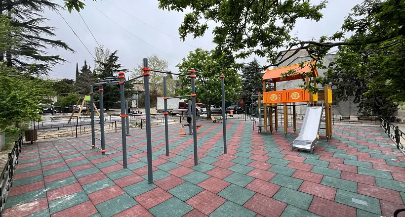 В&nbsp;Алуште благоустроили три детские площадки