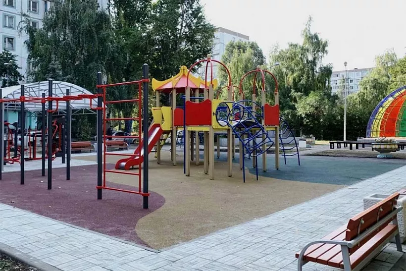 Более 50&nbsp;дворов благоустроили в&nbsp;Самаре за&nbsp;2021&nbsp;год по&nbsp;нацпроекту