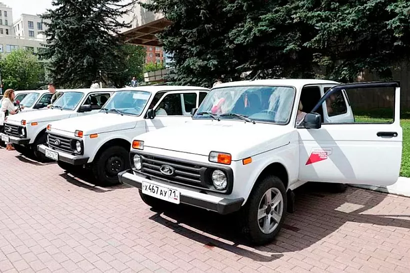 В&nbsp;Тульской области медикам передали 10&nbsp;автомобилей