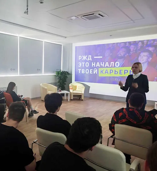 Почти 2000&nbsp;учащихся посетили &laquo;Фестиваль профессий&raquo; в&nbsp;Ярославской области