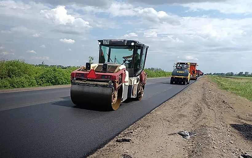 В&nbsp;Омской области завершают ремонт участка трассы Бакбасар&nbsp;&mdash; Полтавка