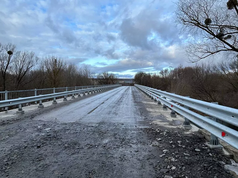 В&nbsp;Белгородской области ремонтируют мост через реку Нежеголь