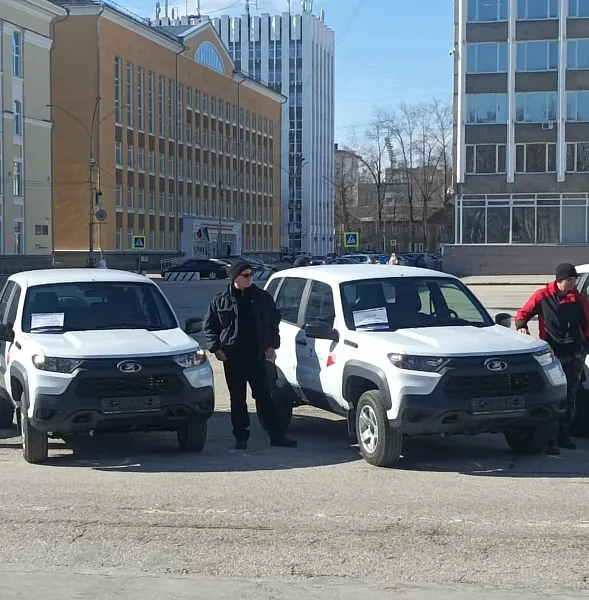 Усть-Куломская районная больница Коми получила два новых автомобиля