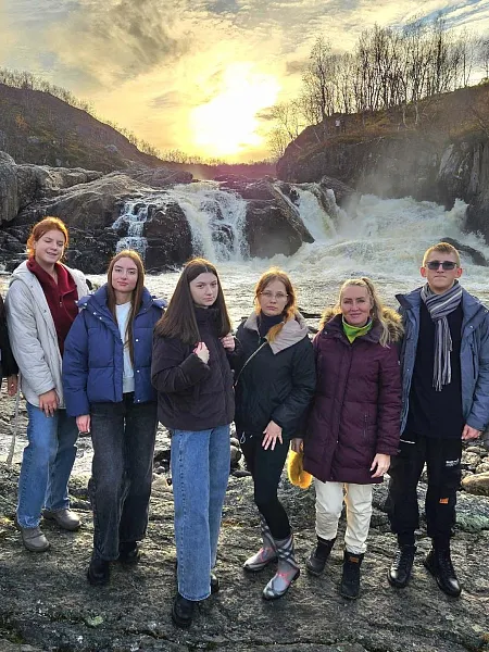 Мурманские студенты-отличники совершили экскурсию по&nbsp;Кольскому Заполярью