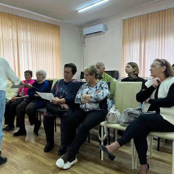 В&nbsp;Крыму прошла встреча жителей старшего возраста и&nbsp;волонтеров-поисковиков
