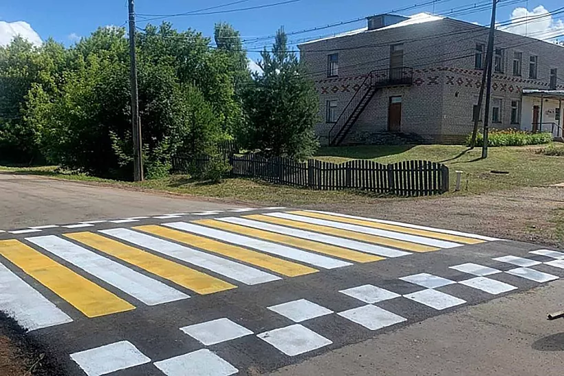 В&nbsp;Кировской области улучшили переходы у&nbsp;образовательных учреждений