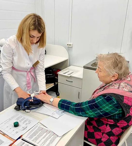 В&nbsp;Смоленской области состоялось более 1700&nbsp;выездов мобильных медкомплексов