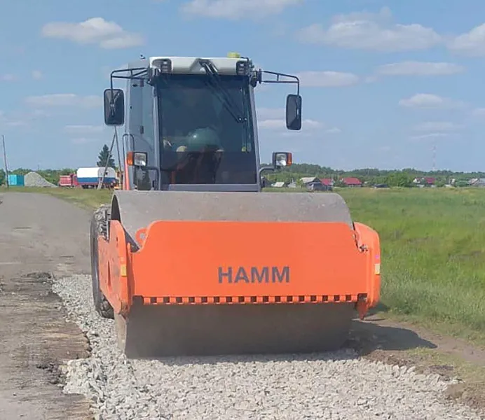 В&nbsp;Саргатском районе Омской области начался ремонт дороги до&nbsp;детского лагеря