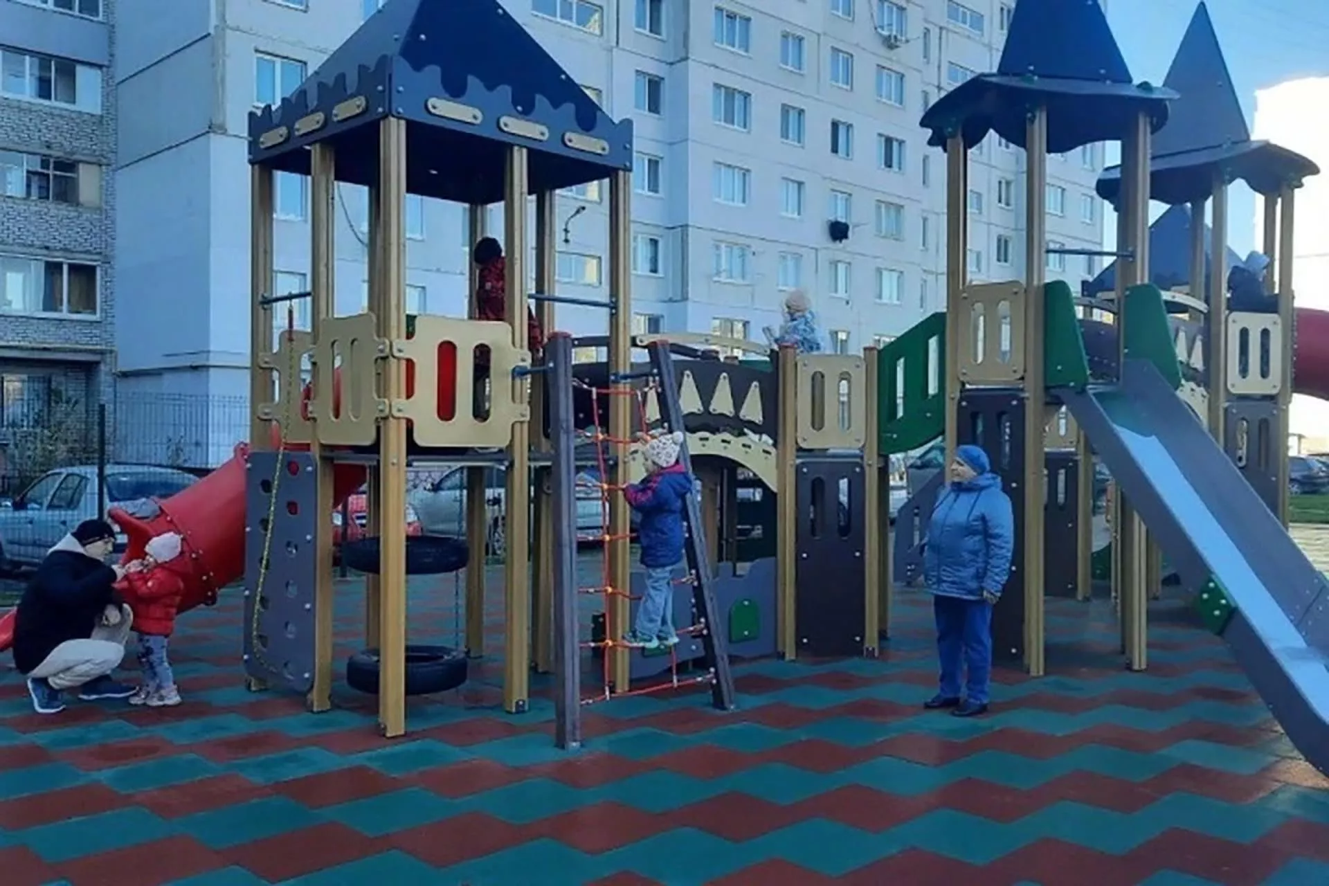 В&nbsp;Брянске благоустроили двор на&nbsp;улице Орловской