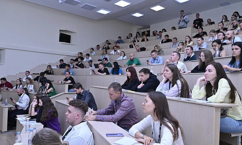 Делегация школьников с&nbsp;Ямала прошла стажировку в&nbsp;вузах Тюмени  