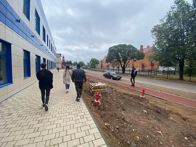 Реконструкция центральной улицы в&nbsp;Окуловке завершится в&nbsp;ноябре