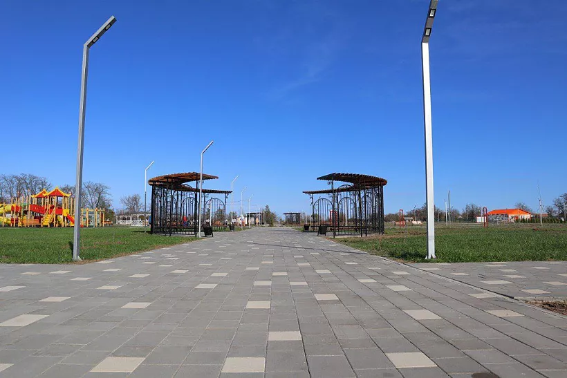 В&nbsp;крымском поселке Вольное открыли парковую зону &laquo;Аллея Героев&raquo;
