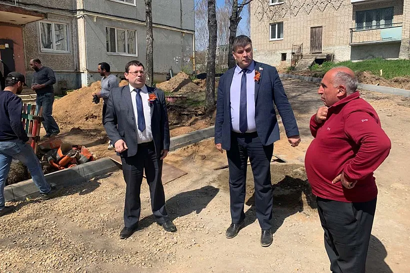 В&nbsp;Дорогобуже Смоленской области благоустроят придомовые территории