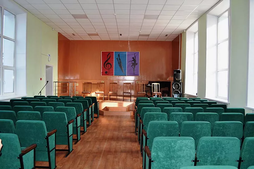В&nbsp;Алтайском крае отремонтировали Смоленскую школу искусств