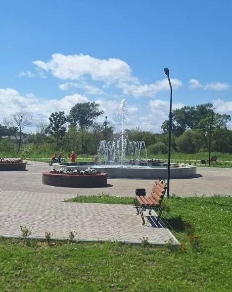 В&nbsp;Приморье в&nbsp;Офицерском парке установили фонтан с&nbsp;подсветкой