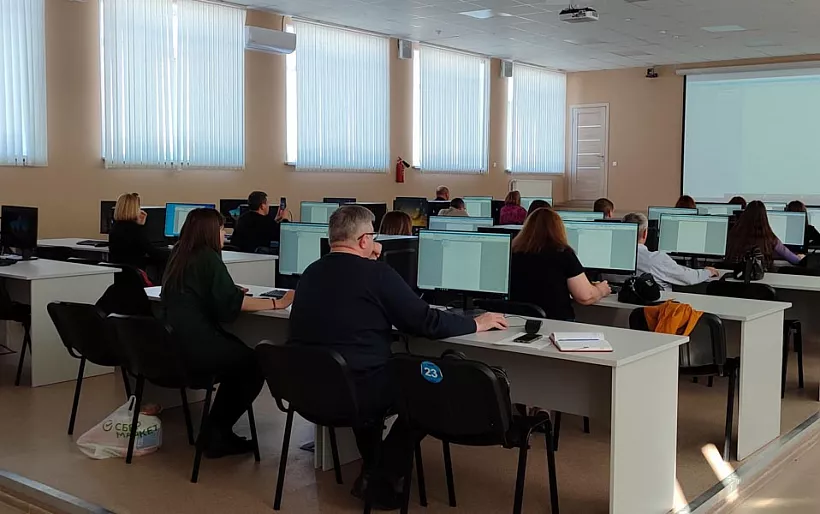 Работники госорганов Волгоградской области повысили свою квалификацию