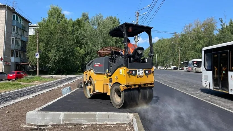 На&nbsp;трех улицах в&nbsp;Кирове обновят тротуары