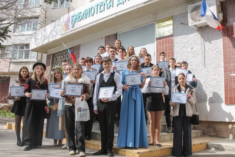 В&nbsp;Крыму прошел конкурс чтецов, приуроченный к&nbsp;Дню воссоединения с&nbsp;Россией