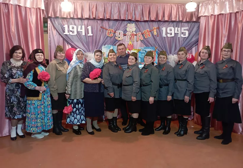 В&nbsp;башкирском селе Максимово ко&nbsp;Дню Победы прошло праздничное представление