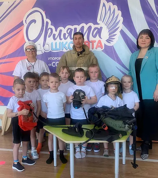 В&nbsp;селе Упорово Тюменской области дошкольники встретились с&nbsp;сотрудником МЧС