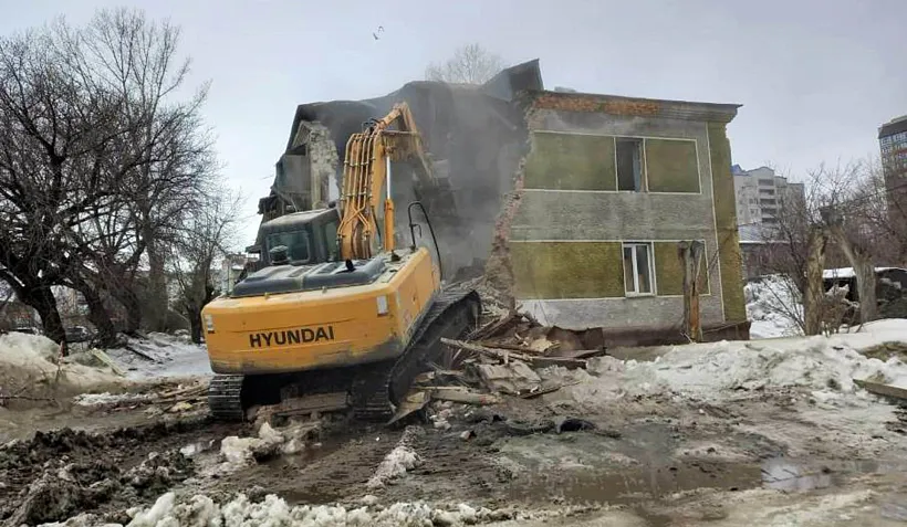 В&nbsp;Барнауле сносят дома из&nbsp;аварийного жилфонда