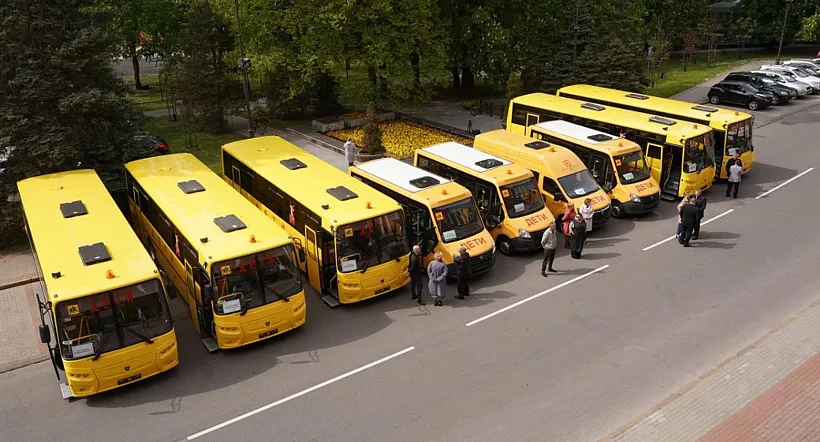 Школы Калининградской области получили 13&nbsp;автобусов