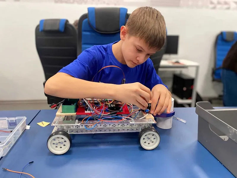 В&nbsp;Красноярске завершилась первая межрегиональная смена по&nbsp;робототехнике