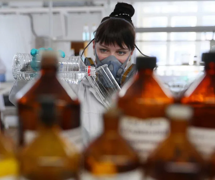 В&nbsp;России планируют импортозаместить более 700&nbsp;химических продуктов