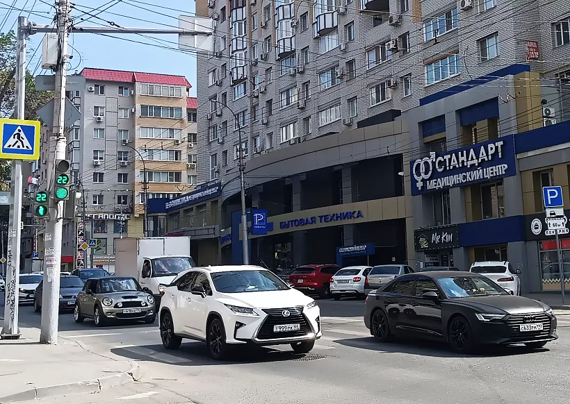 Пропускная способность дорог Саратова выросла за&nbsp;счет регулировки движения