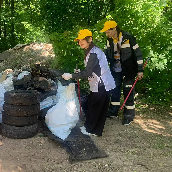 В&nbsp;Самаре на&nbsp;берегу Волги собрали восемь кубометров мусора