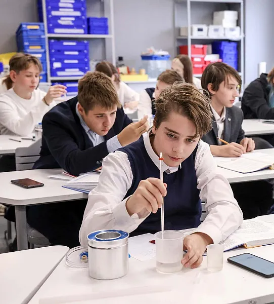 Российские школьники завоевали 28&nbsp;медалей на&nbsp;олимпиадах по&nbsp;химии за&nbsp;7&nbsp;лет