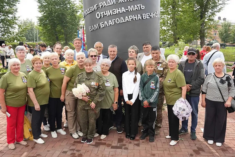 В&nbsp;Свирске Приангарья открыли сквер памяти героев СВО