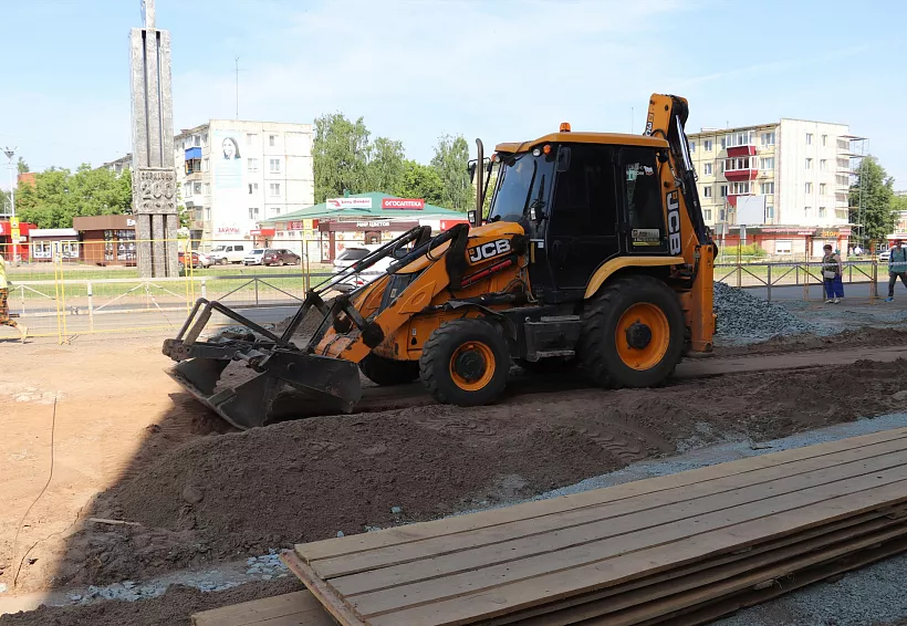 В&nbsp;Удмуртии начали благоустройство площади 200-летия Сарапула