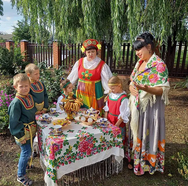 В&nbsp;сельском соццентре в&nbsp;Курской области прошел праздник &laquo;Русский самовар&raquo;