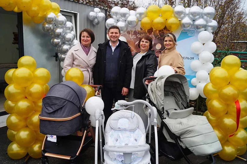 В&nbsp;донском поселке Матвеев Курган открыли пункт проката вещей для&nbsp;младенцев