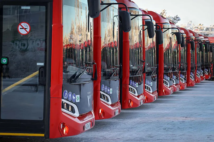 В&nbsp;Якутск поступили 50&nbsp;новых автобусов повышенной вместимости