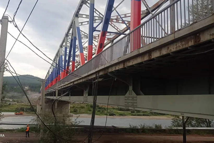 В&nbsp;Иркутской области начался ремонт второй половины моста через реку Лену
