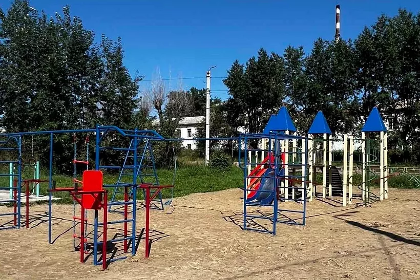 Новая детская площадка появилась в&nbsp;Тельме Иркутской области