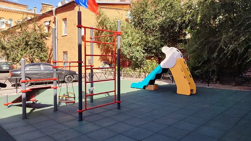 В&nbsp;Самаре благоустроили дворовую территорию на&nbsp;улице Высоцкого