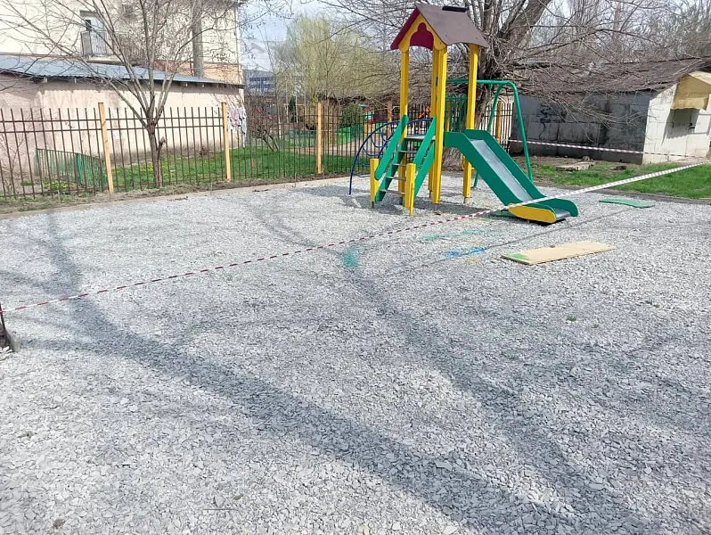 В&nbsp;городе Новороссийске на&nbsp;Кубани благоустроили детскую игровую площадку