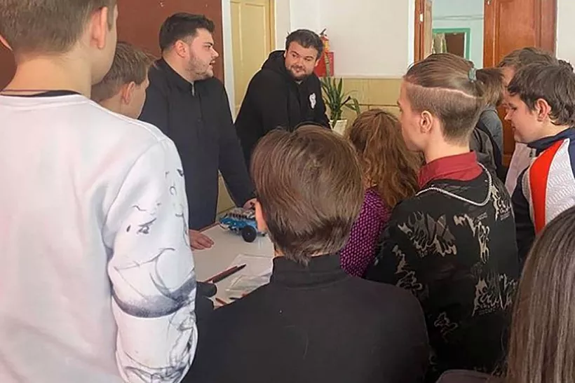Адыгейские школьники поучаствовали в&nbsp;мастер-классе технопарка &laquo;Кванториум&raquo;
