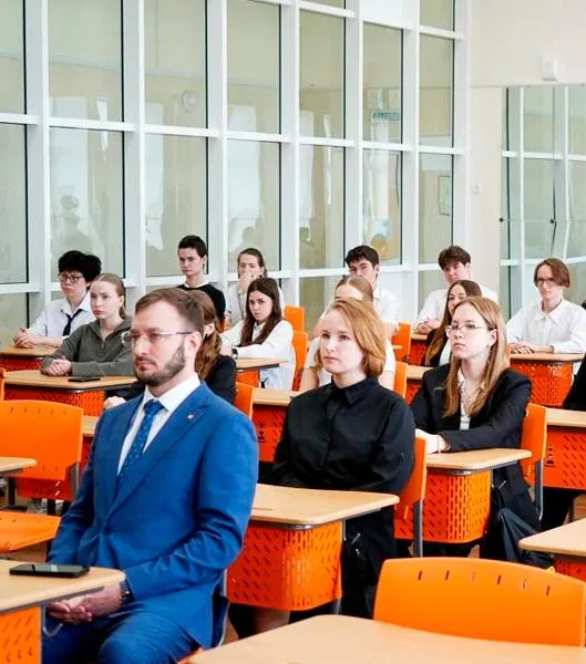 В&nbsp;школе Первоуральска прошел &laquo;Урок цифры&raquo;