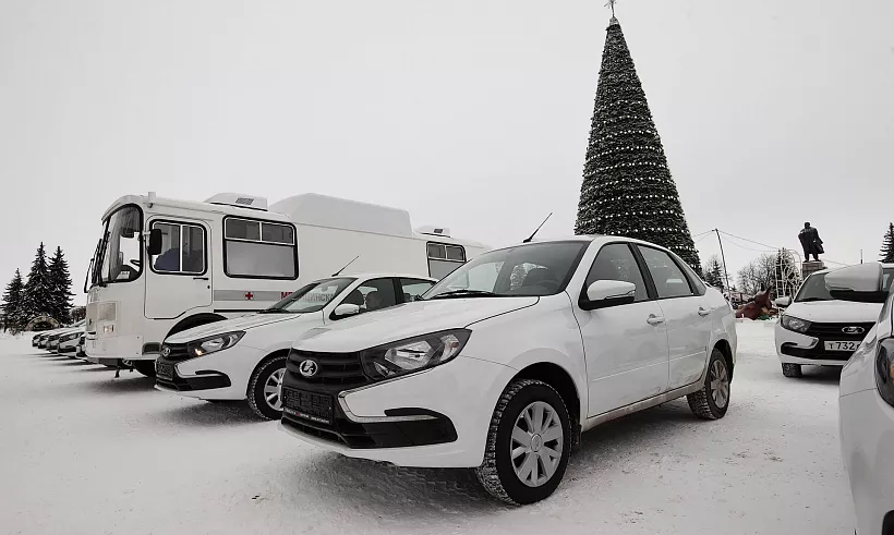В&nbsp;Ульяновской области 13&nbsp;медучреждений получили новые автомобили