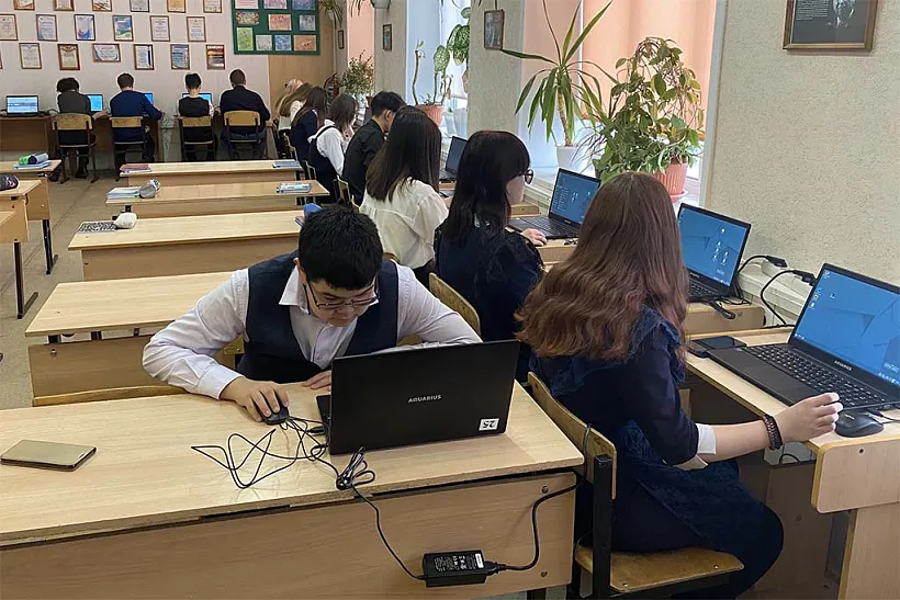 В&nbsp;девяти школах Заиграевского района Бурятии обновили компьютерные классы