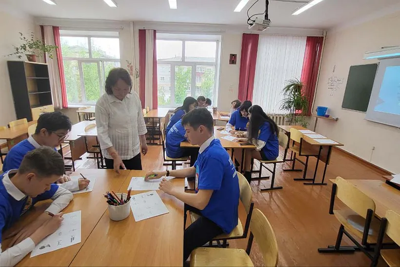 Школьников Улан-Удэ обучили цифровой грамотности