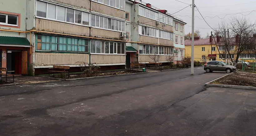 В&nbsp;Кромском районе Орловской области благоустроили 2&nbsp;дворовые территории