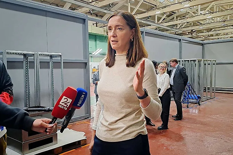 На&nbsp;ленинградском заводе ускорили сборку электротехнических шкафов